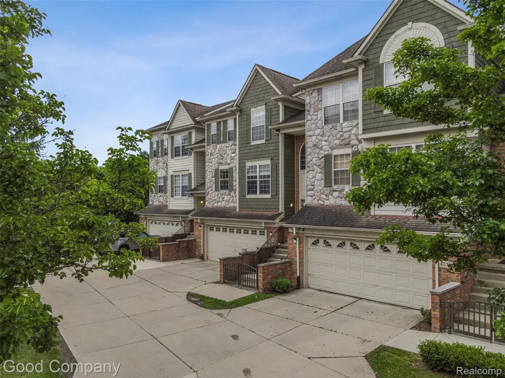 4742 Maddie Lane Dearborn City MI 48126
