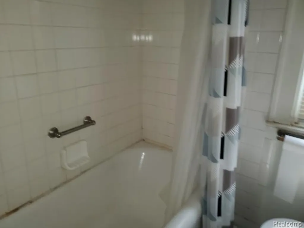 4345 W Buena Vista Street Detroit City MI 48238