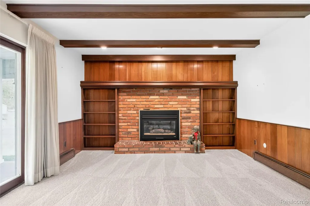 8236 Burning Bush Road Grosse Ile Township MI 48138