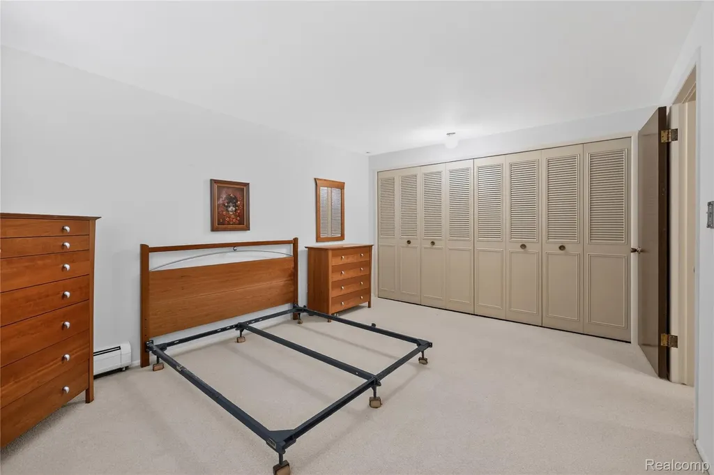 8236 Burning Bush Road Grosse Ile Township MI 48138