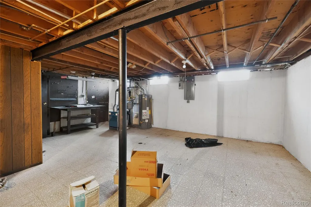 8236 Burning Bush Road Grosse Ile Township MI 48138