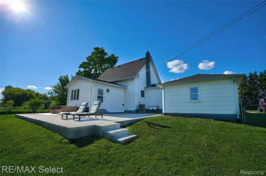 10469 W Pierson Road Flushing Charter Township MI 48433