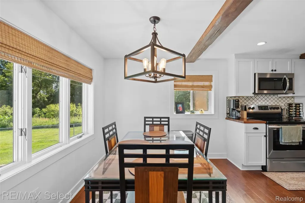 10469 W Pierson Road Flushing Charter Township MI 48433