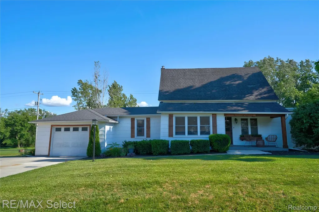 10469 W Pierson Road Flushing Charter Township MI 48433