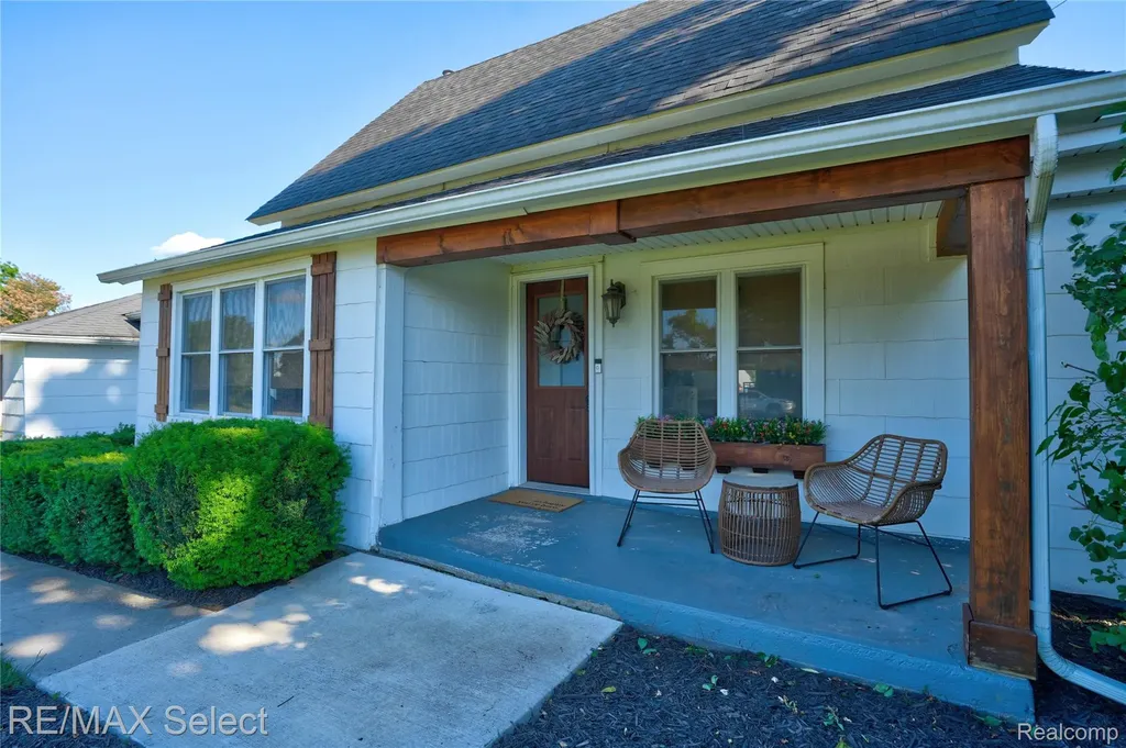 10469 W Pierson Road Flushing Charter Township MI 48433
