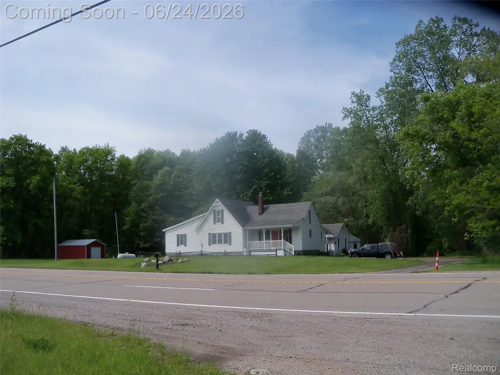 13252 Dixie Highway Groveland Township MI 48442