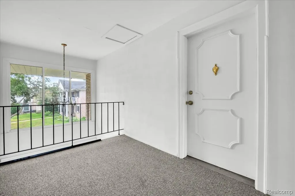 13900 Camelot Drive Sterling Heights City MI 48312