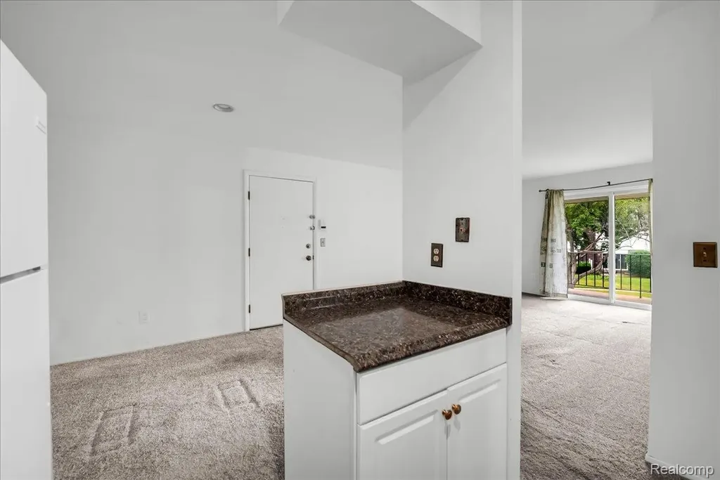 13900 Camelot Drive Sterling Heights City MI 48312