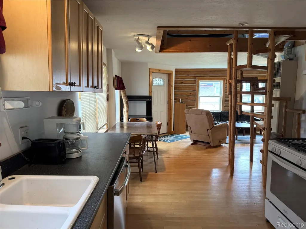 3786 #12 & # 13 W Houghton Lake Drive Denton Township MI 48269