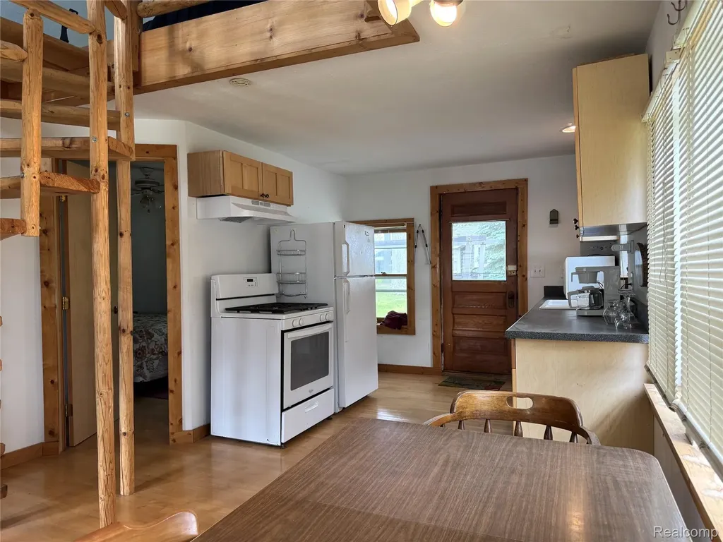 3786 #12 & # 13 W Houghton Lake Drive Denton Township MI 48269