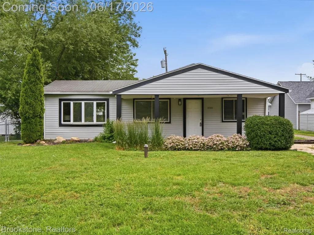 1840 S Lake Court Novi City MI 48377