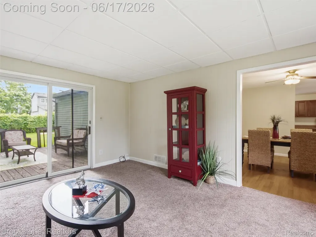 1840 S Lake Court Novi City MI 48377