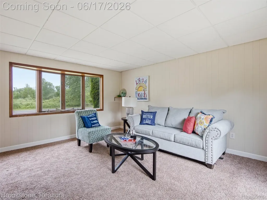 1840 S Lake Court Novi City MI 48377