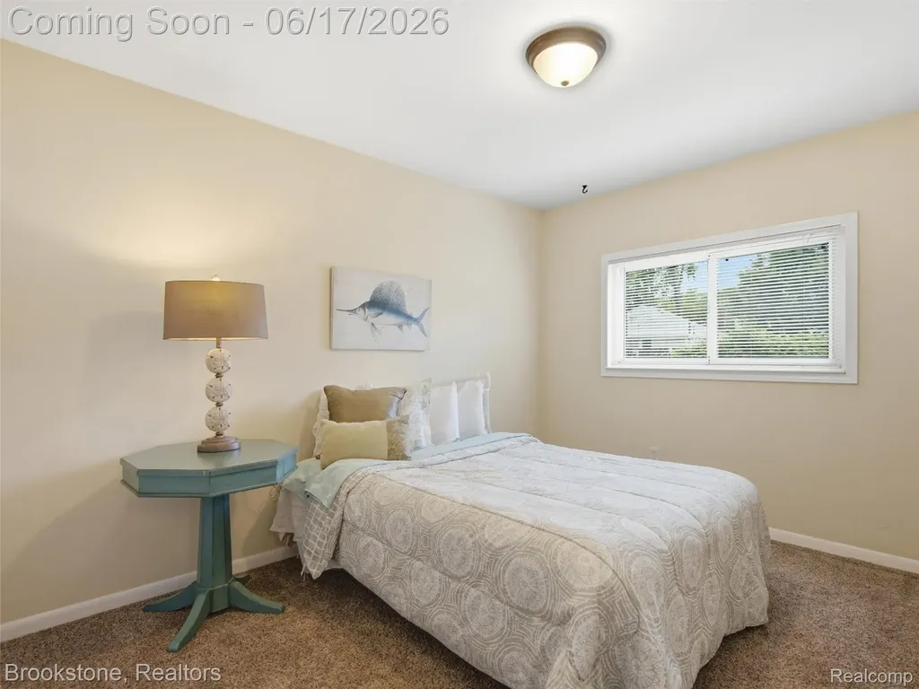 1840 S Lake Court Novi City MI 48377