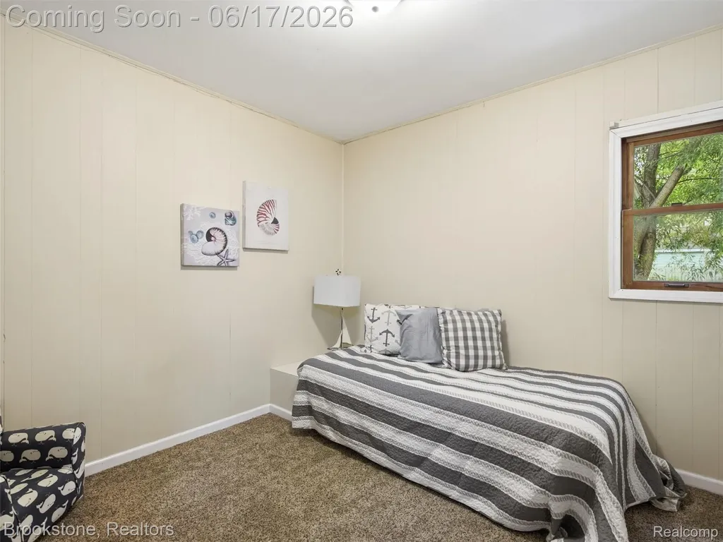 1840 S Lake Court Novi City MI 48377