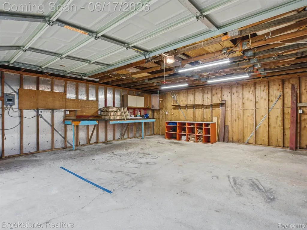 1840 S Lake Court Novi City MI 48377