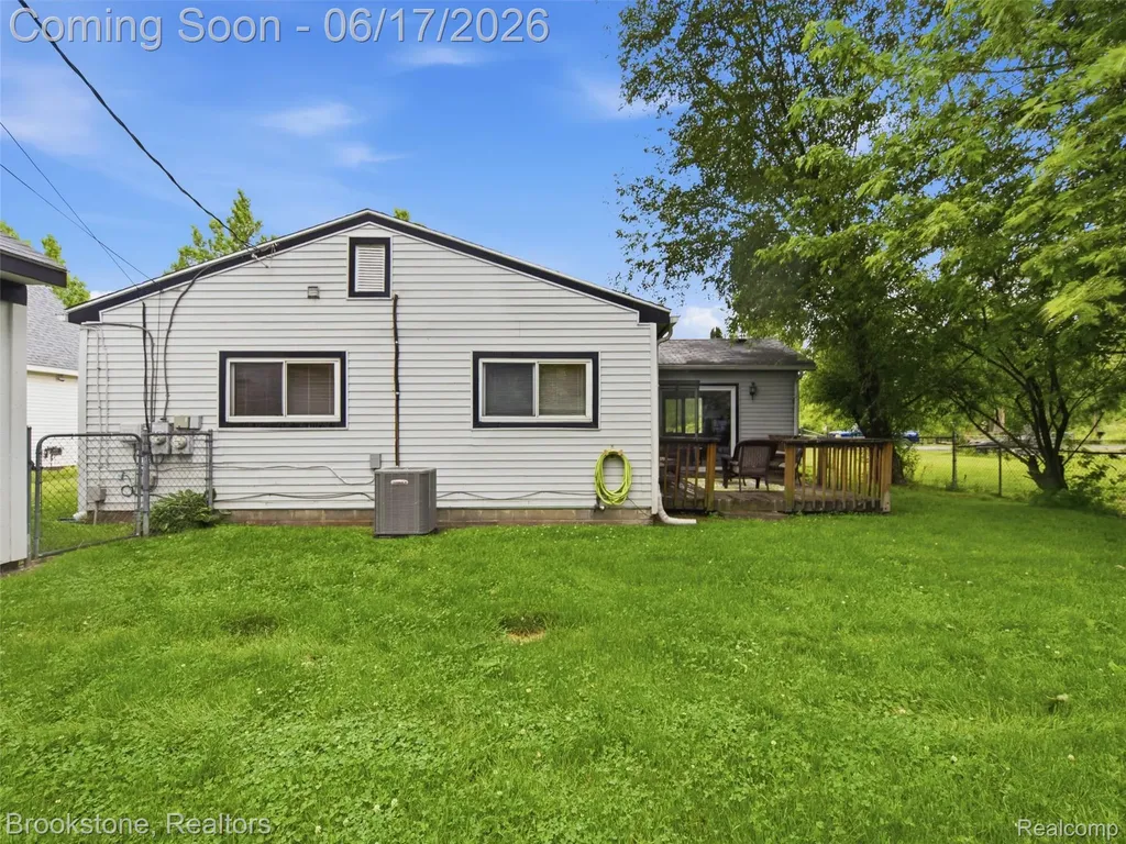 1840 S Lake Court Novi City MI 48377