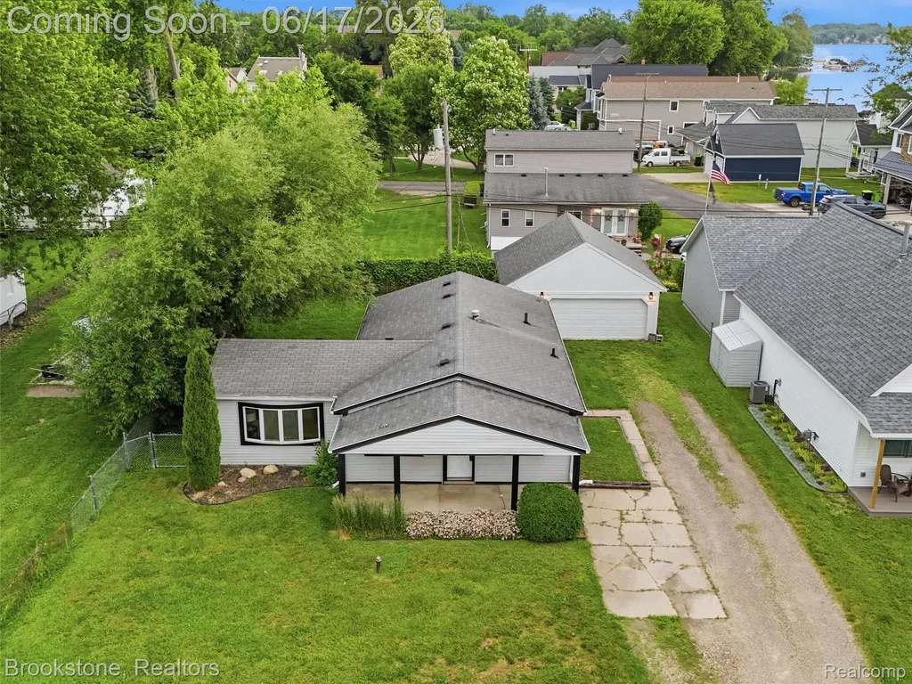 1840 S Lake Court Novi City MI 48377