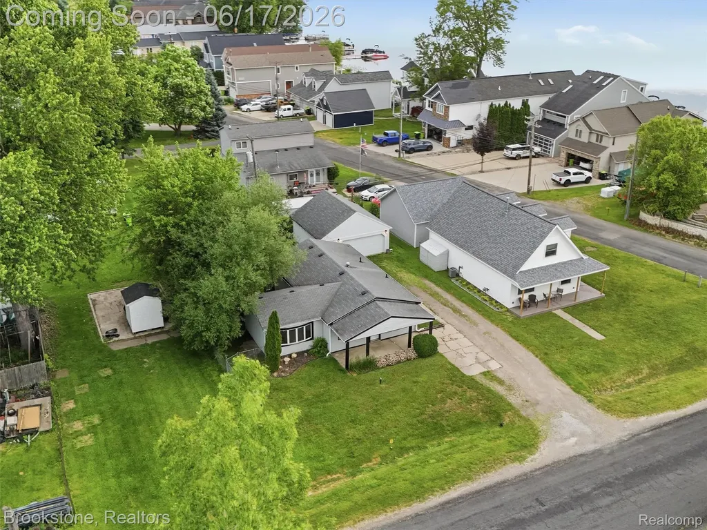 1840 S Lake Court Novi City MI 48377