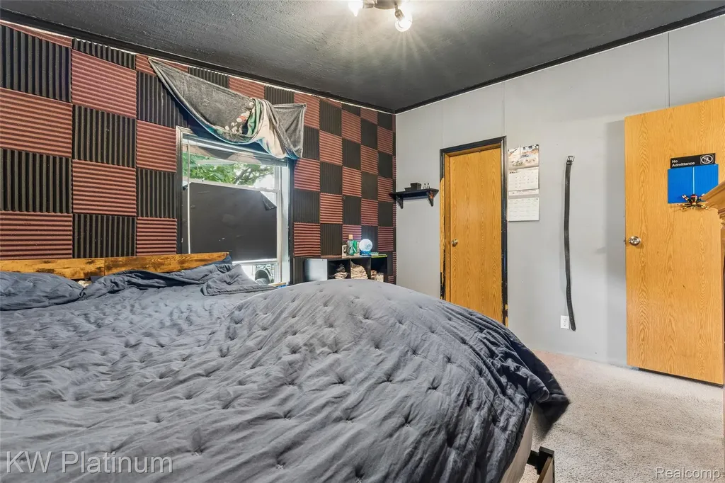 23207 Fountain Clinton Charter Township MI 48036