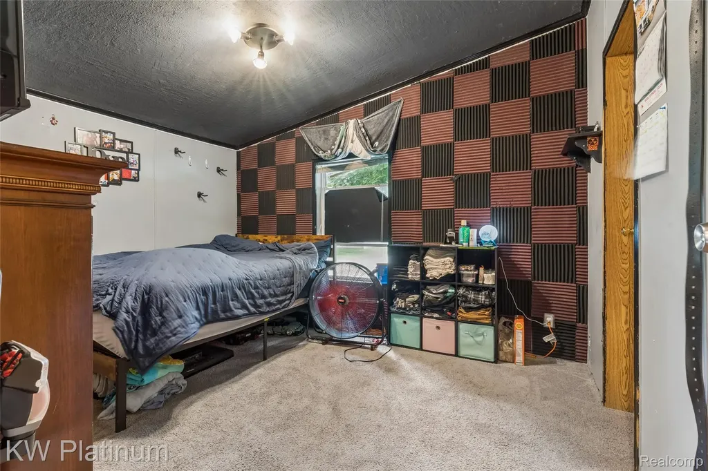 23207 Fountain Clinton Charter Township MI 48036
