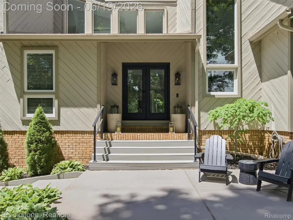 7450 Deerhill Drive Independence Charter Township MI 48346