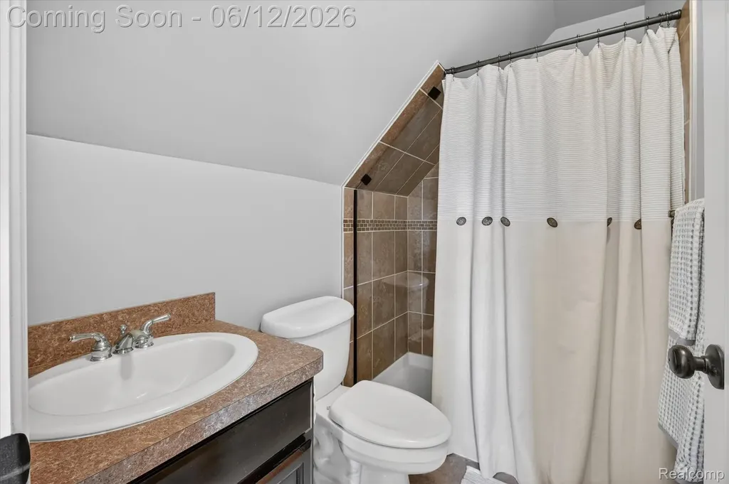 4628 Clinton Drive Independence Charter Township MI 48346