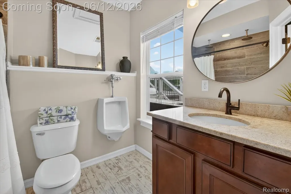 4628 Clinton Drive Independence Charter Township MI 48346