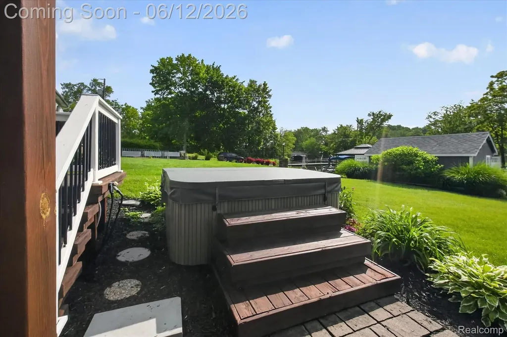 4628 Clinton Drive Independence Charter Township MI 48346
