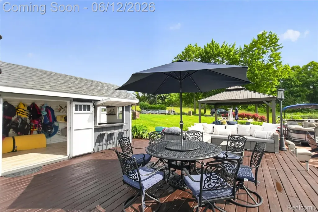 4628 Clinton Drive Independence Charter Township MI 48346