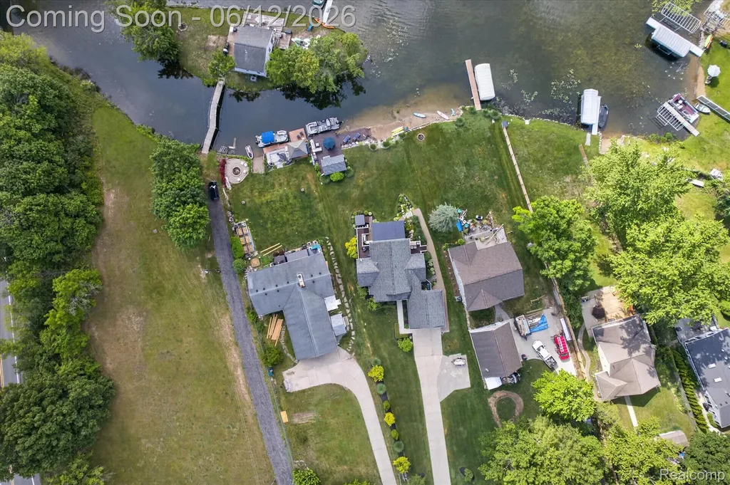 4628 Clinton Drive Independence Charter Township MI 48346