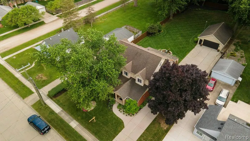 1010 Genesee Drive Royal Oak City MI 48073