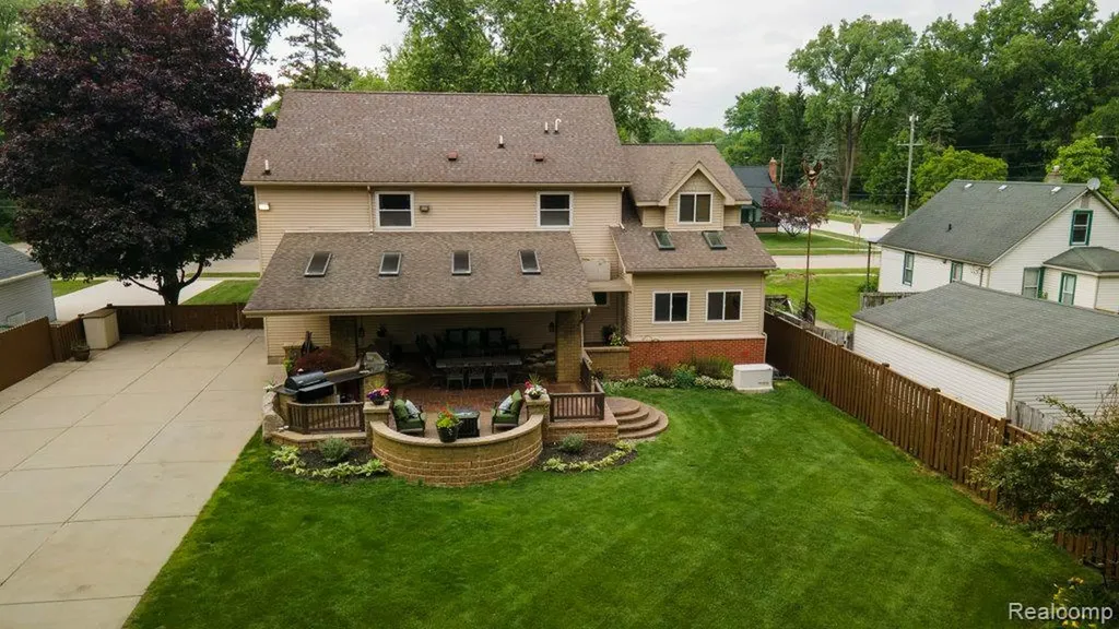 1010 Genesee Drive Royal Oak City MI 48073