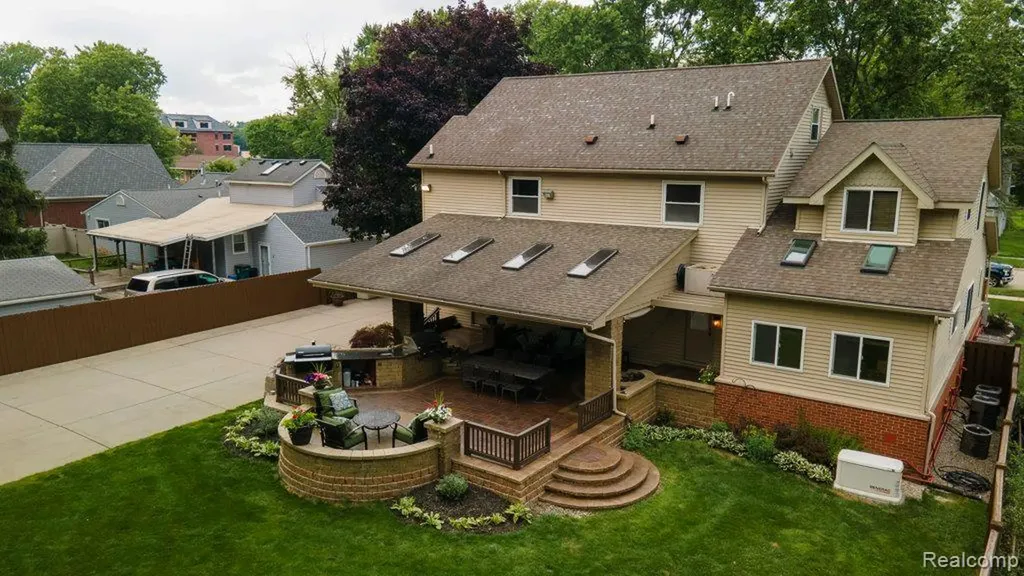 1010 Genesee Drive Royal Oak City MI 48073