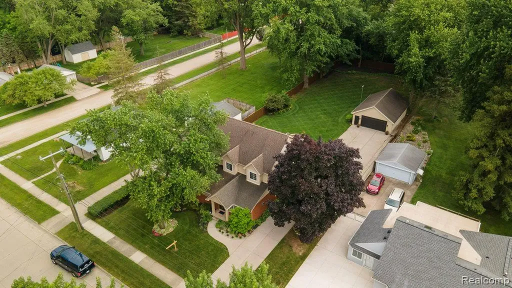 1010 Genesee Drive Royal Oak City MI 48073