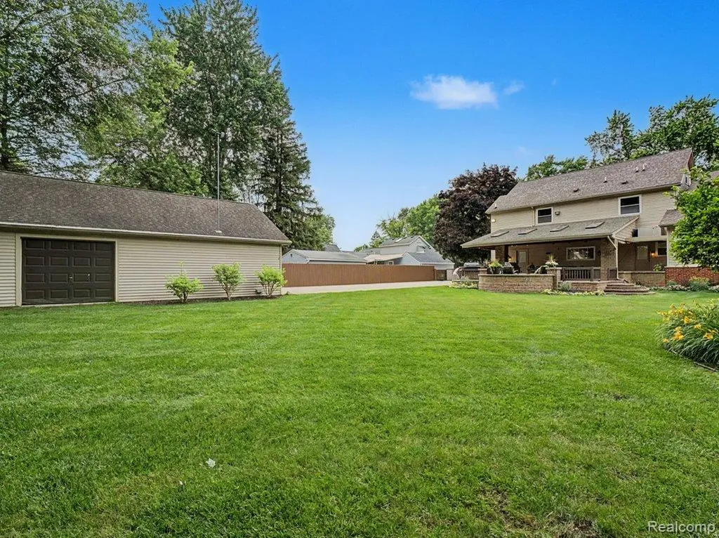 1010 Genesee Drive Royal Oak City MI 48073