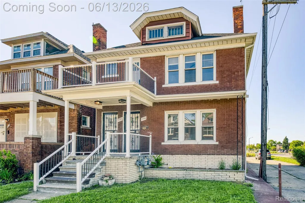 1735 Clairmount Street Detroit City MI 48206