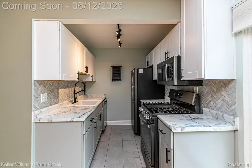 11401 Messmore Road Macomb Township MI 48317