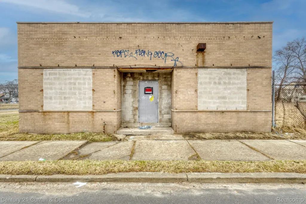 14008 Meyers Road Detroit City MI 48227
