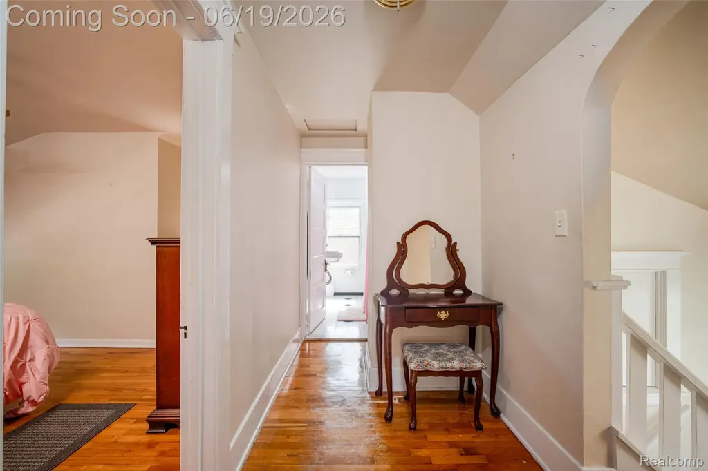 11 Leonore Street Mt. Clemens City MI 48043