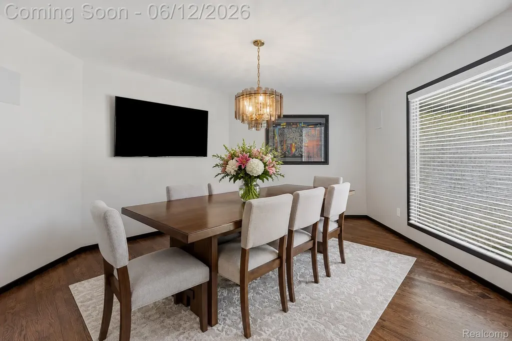4057 Fox Lake Drive West Bloomfield Charter Township MI 48302