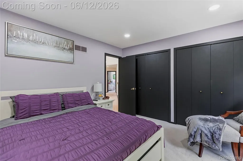4057 Fox Lake Drive West Bloomfield Charter Township MI 48302