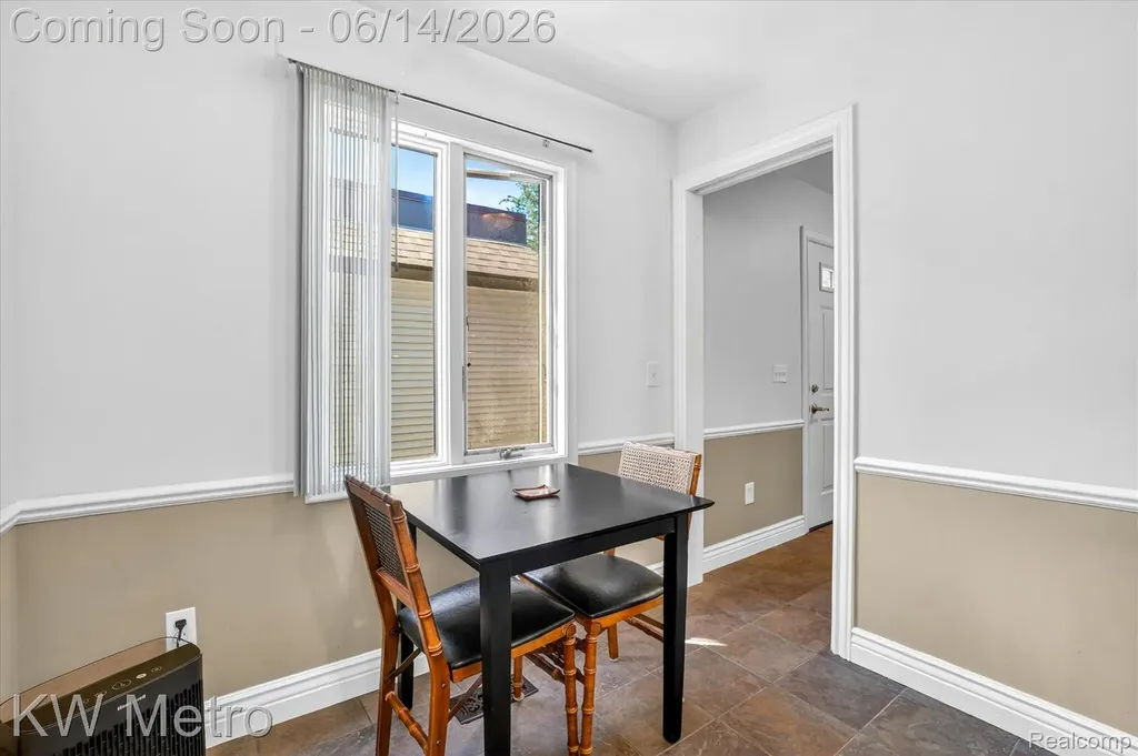 1420 Roxburgh Avenue East Lansing City MI 48823