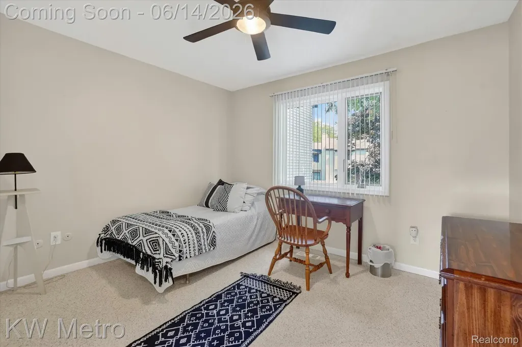 1420 Roxburgh Avenue East Lansing City MI 48823