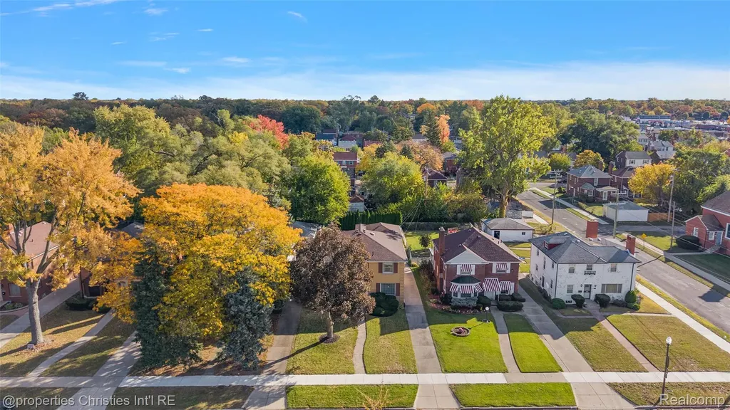 4795 West Outer Drive Detroit City MI 48221