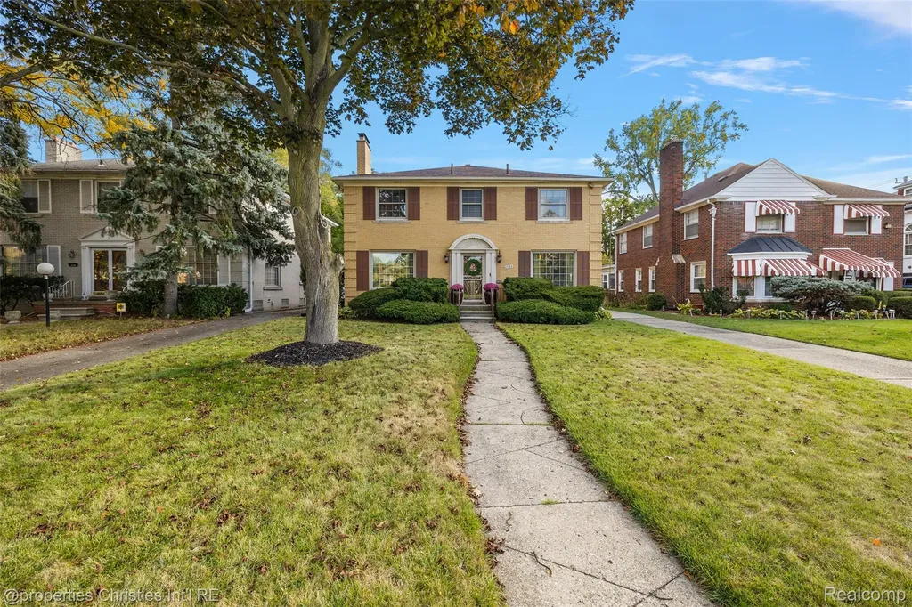 4795 W West Outer Drive Detroit City MI 48221