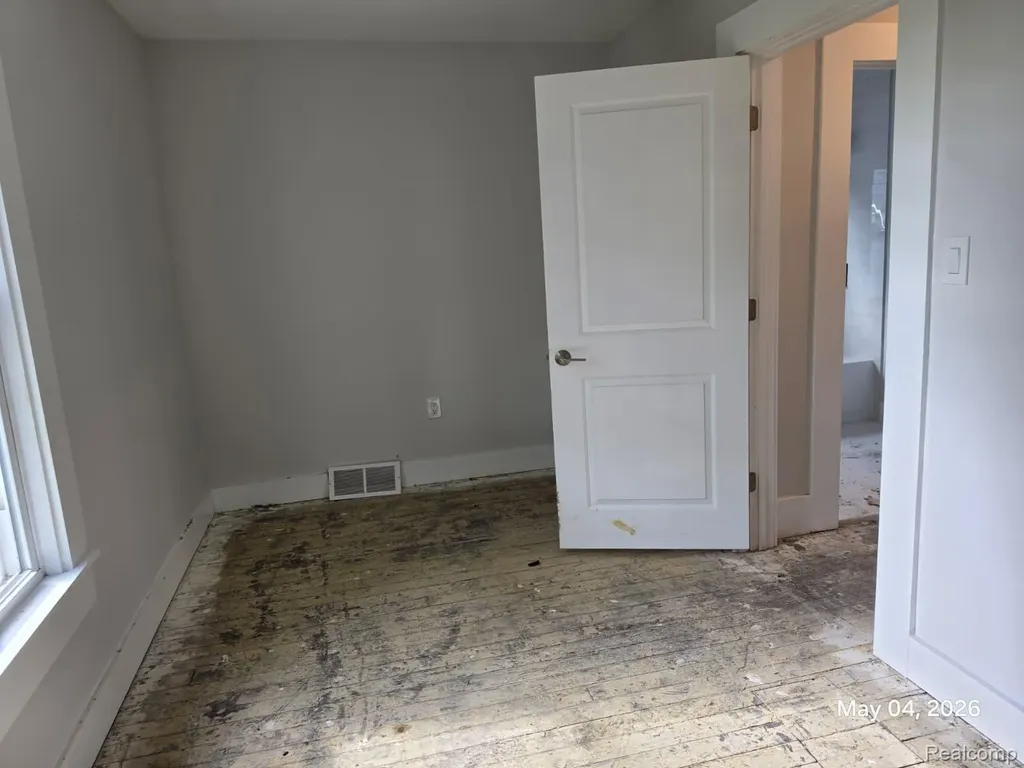 3443 Saint Clair Street Detroit City MI 48214