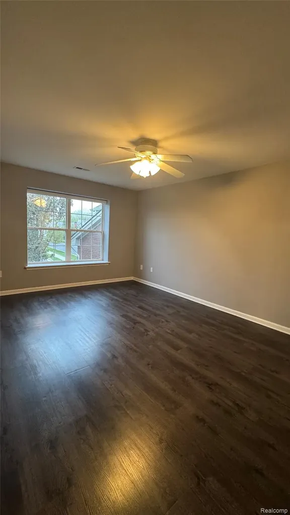 15228 Yale Drive Clinton Charter Township MI 48038