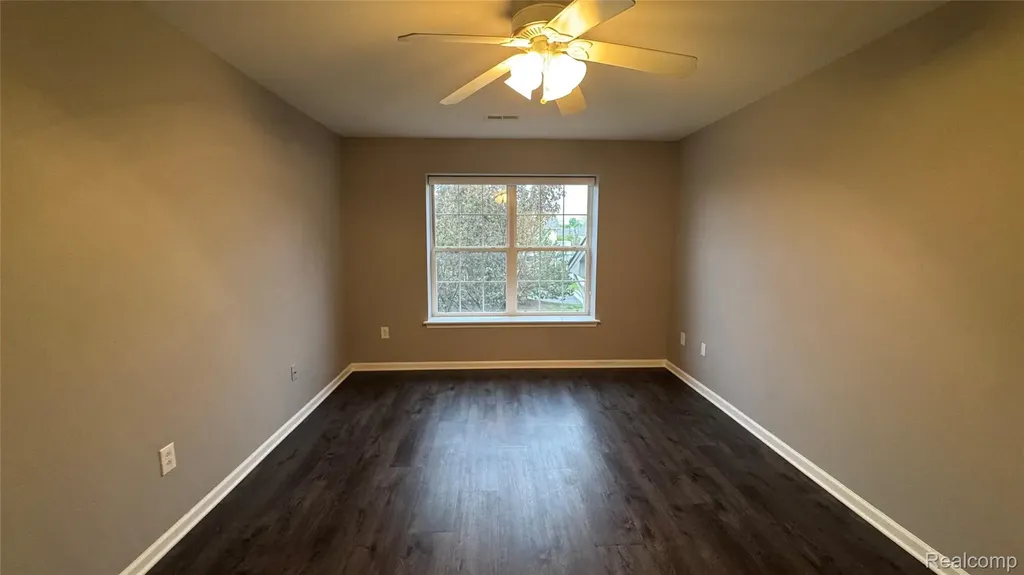 15228 Yale Drive Clinton Charter Township MI 48038