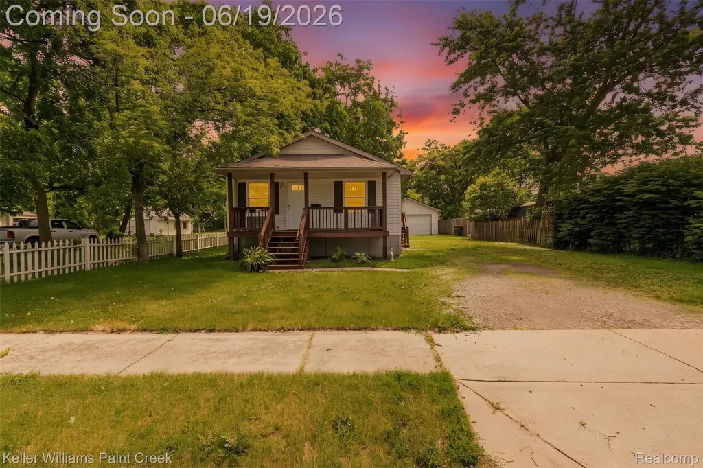 282 Clinton Street Romeo Village MI 48065